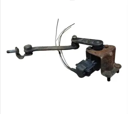 Mercedes-Benz E W211 Front height sensor lever A0105427617