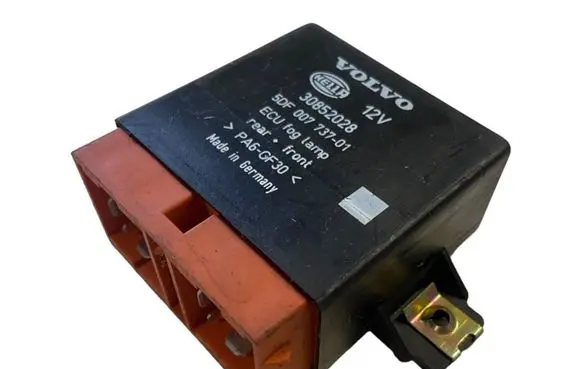 Volvo S40, V40 Light module LCM 30852028 5DF00773701