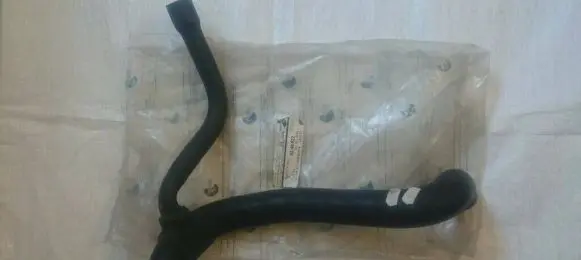 Mercedes-Benz 190 W201 Engine coolant pipe/hose 2015014082