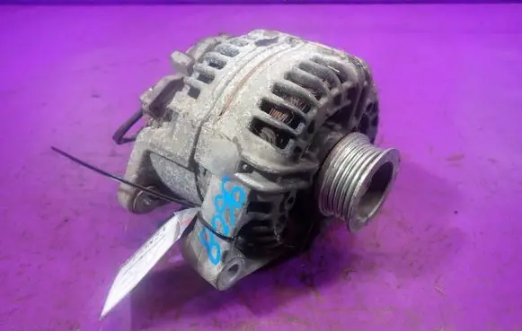 Opel Astra H Generator/alternator 