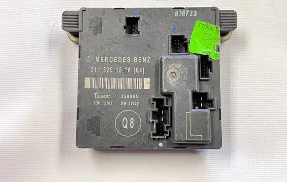 Mercedes-Benz E W211 Door control unit/module 2118201526 356805