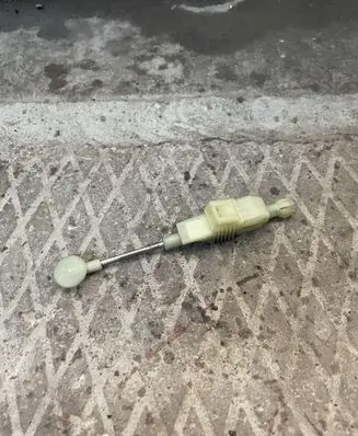 Volvo S60 Clutch pedal sensor 9472979