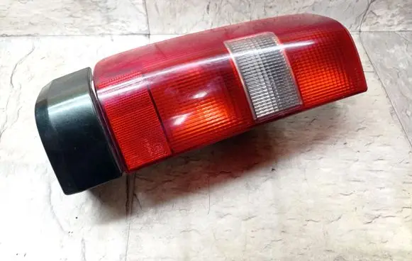 Volvo S70 V70 V70 XC Rear/tail lights 3512318 3512424