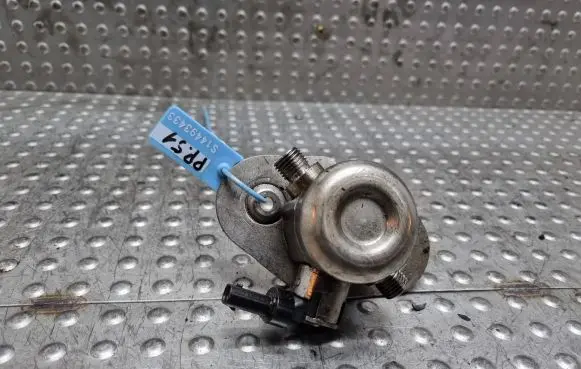 BMW X3 G01 Fuel injection high pressure pump 7642466
