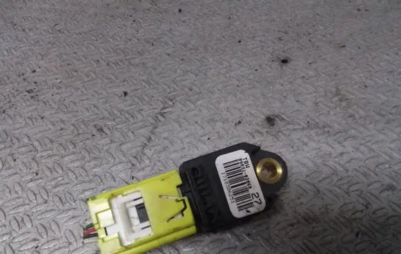 Toyota Auris 150 Airbag deployment crash/impact sensor 8983102060