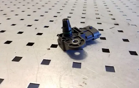 Opel Antara Air pressure sensor 0281006052 55568176