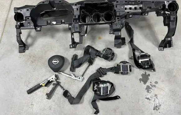 Nissan Juke II F16 Dashboard