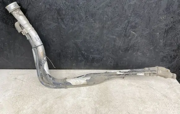 Volvo V70 Fuel tank filler neck pipe 08624704 2312 TY202906