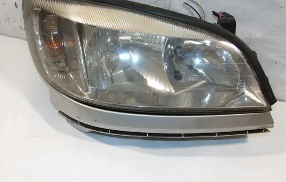 Opel Zafira A Headlight/headlamp 9118792