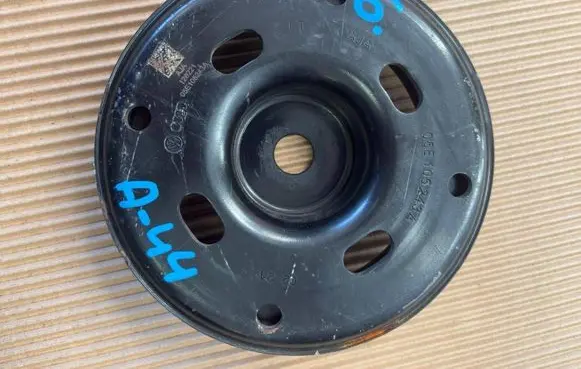 Cupra Leon Crankshaft pulley 05E105243A