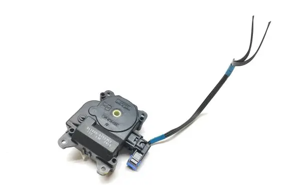 Toyota Land Cruiser (J150) Air flap motor/actuator 0638000172