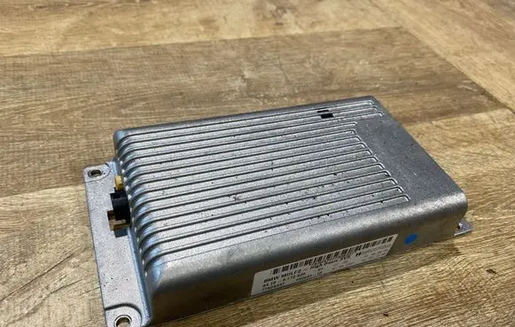 Mini One - Cooper R56 Bluetooth control unit module 9172420 77508337 10099110
