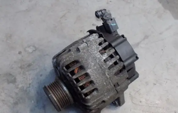 Citroen C3 Generator/alternator 9818677980 217168494 2713135A