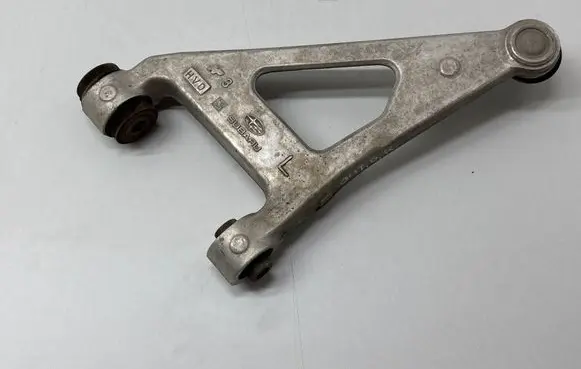 Subaru Outback (BT) Rear upper control arm/wishbone 