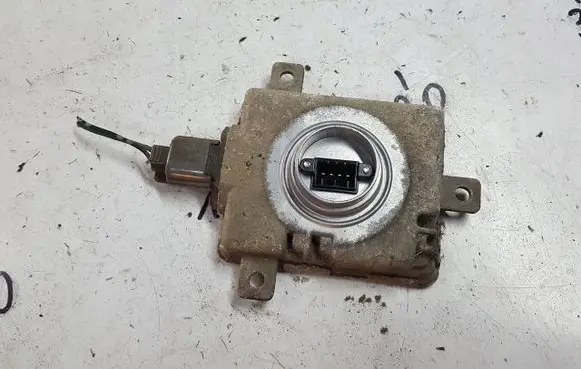 Suzuki Grand Vitara II Xenon control unit/module W3T15971