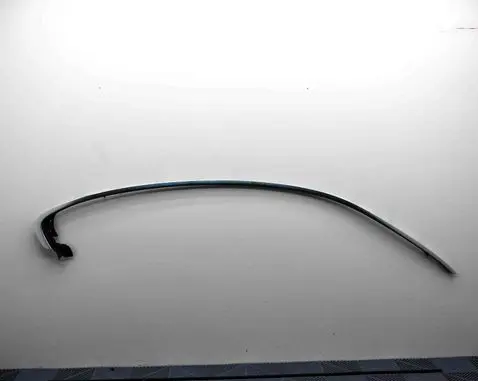 Roof trim bar molding cover
