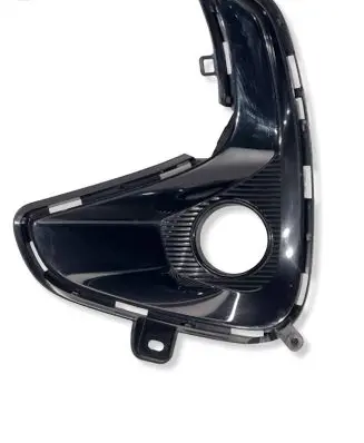 Toyota Yaris XP210 Front bumper lower grill 521130D200