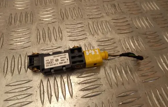 Audi A4 S4 B6 8E 8H Airbag deployment crash/impact sensor 8E0959643A