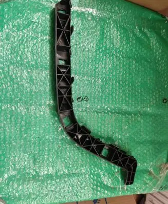 KIA Sorento Bumper support mounting bracket corner 86661C5000
