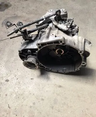 Volkswagen PASSAT B6 Manual 6 speed gearbox HDV HDV19085