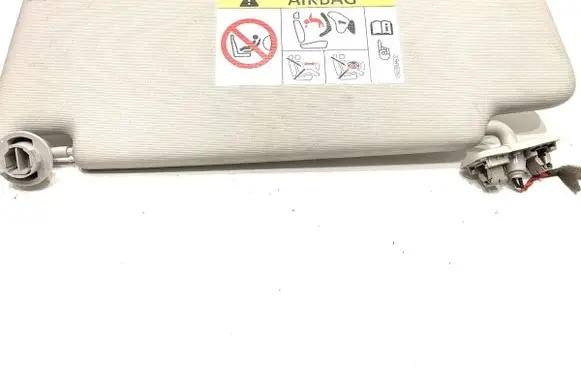 Volkswagen Golf VII Sun visor