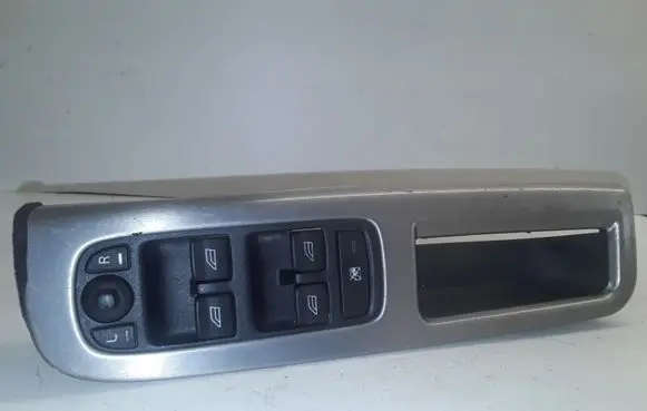 Volvo V50 Electric window control switch 30710787 03451100 30710788