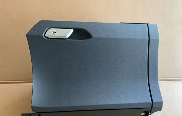 Audi e-tron Glove box 4KL857035