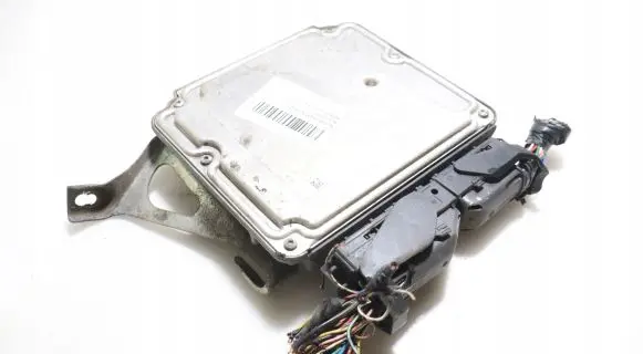 Toyota Auris 150 Engine control unit/module ECU 0281016911