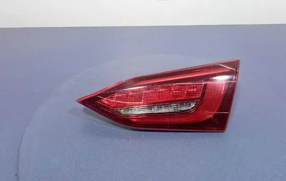 Infiniti Q50 Rear/tail lights