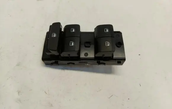 Hyundai Bayon Quarter vent window switch 93571-q0710