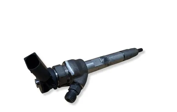 BMW X1 F48 F49 Fuel injector 0445110818 8579234 13538579234
