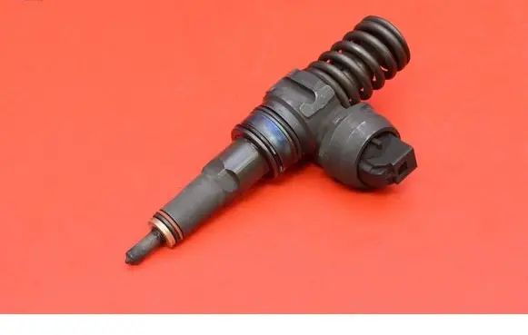 Volkswagen Golf IV Fuel injector 0414720215