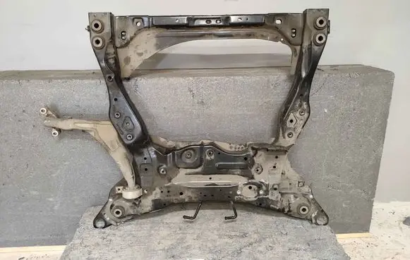 Volvo XC90 Front subframe 32381810 32315338