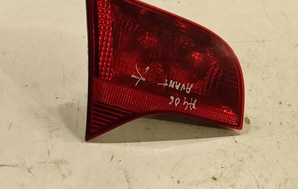 Audi A4 S4 B7 8E 8H Tailgate rear/tail lights 8E9945093