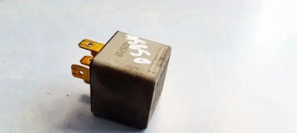Peugeot 407 Other relay 0332209159