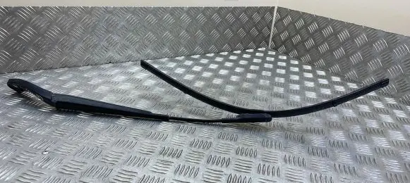 Ford Grand C-MAX Front wiper blade arm AM5117526DF