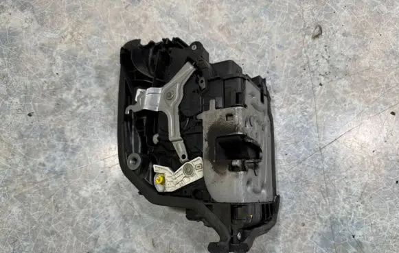 BMW i3 Front door lock 7281935 51217281935