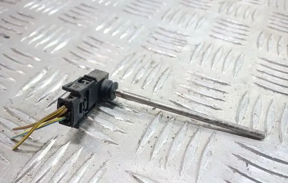 Mercedes-Benz A W168 Interior temperature sensor A1688300072