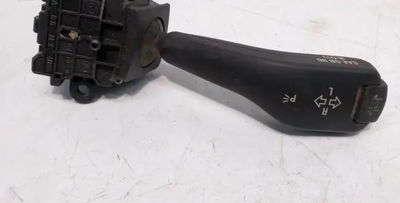 BMW 5 E39 Indicator stalk 8363668