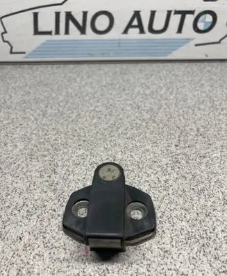 BMW 3 E36 Front door lock loop/hook striker 8122299