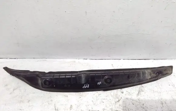 Mercedes-Benz ML W164 Front splash guards bracket 1648890425