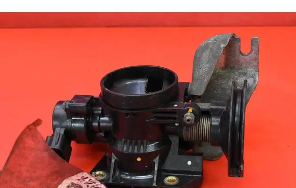 Toyota Aygo AB10 Throttle body valve 8945252011