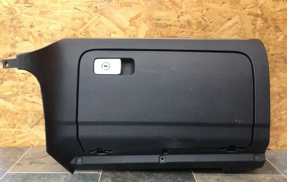Volkswagen Golf V Glove box 1K1857290