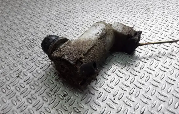 Nissan X-Trail T30 Windscreen/windshield washer pump 2224624A