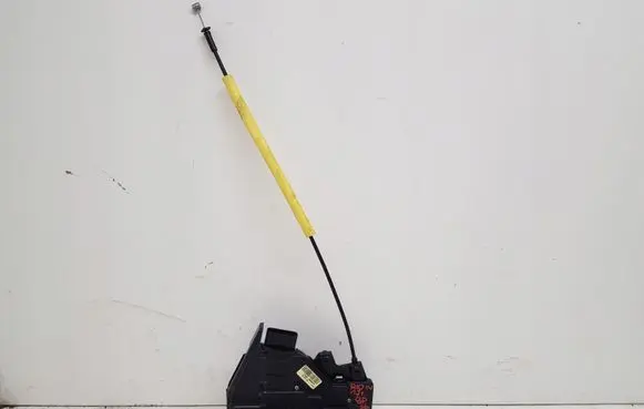 KIA Rio Front door lock