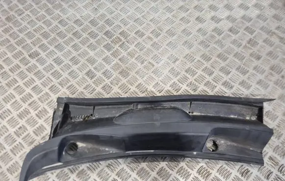 Toyota Prius (XW20) Wiper trim 5570947070