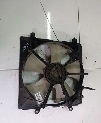 Honda Civic Radiator cooling fan shroud