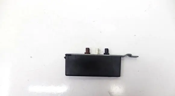 Porsche Panamera (970) Aerial antenna amplifier 97064711801