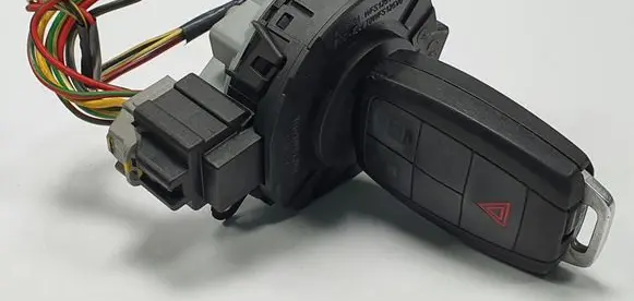 Volvo V50 Ignition lock 30737157