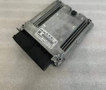 Audi A4 S4 B9 8W Engine control unit/module 05L907309G